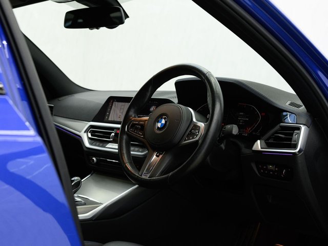 2019 BMW 3 SERIES - Photo 3