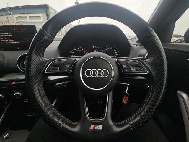 2018 AUDI Q2 - Photo 12
