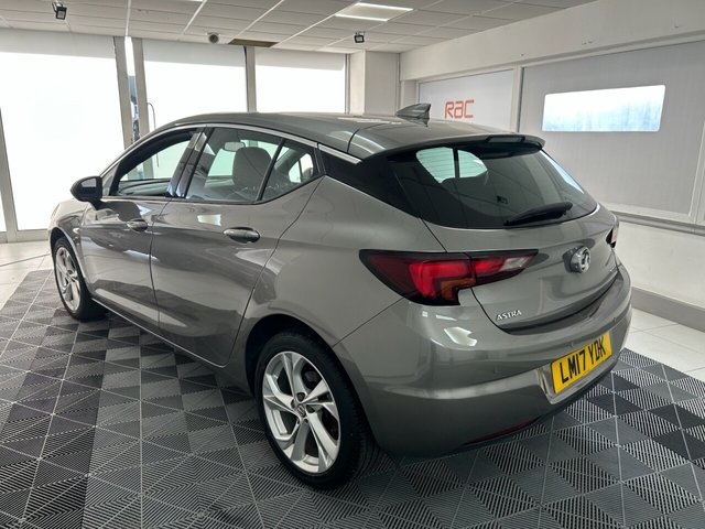 2017 VAUXHALL ASTRA - Photo 10
