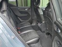 USED 2019 69 VOLVO XC40 2.0 D3 R-Design SUV 5dr Diesel Auto AWD Euro 6 (s/s) (150 ps) AWD - Auto - ULEZ Free