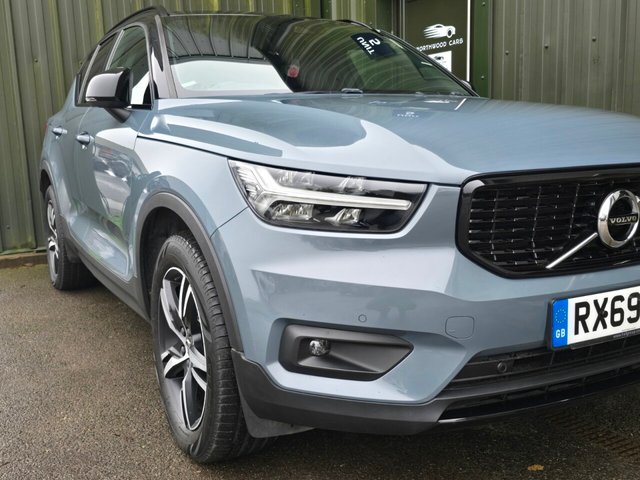 2019 VOLVO XC40 - Photo 6