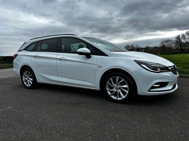 2018 VAUXHALL ASTRA 1.6 CDTi ecoTEC BlueInjection Design Sports Tourer 5dr Diesel Manual Euro 6 (s/s) (110 ps) - Photo 11