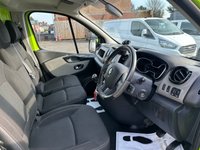 USED 2019 19 RENAULT TRAFIC 1.6 dCi 27 Sport Nav Panel Van 5dr Diesel Manual SWB  Euro 6 (120 ps) NO VAT JUST 42K FSH (4 SERVICES) !!!! FRESH MOT AND SERVICE SAT NAV !!!