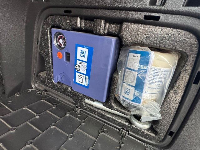 2017 Vauxhall Mokka X 1.6L Design Nav 5dr - Photo 11