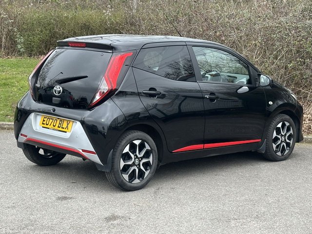 2020 TOYOTA AYGO - Photo 5