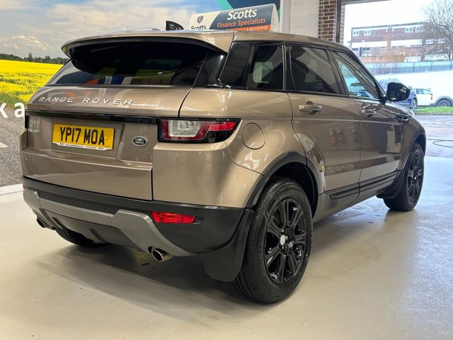 2017 Land Rover Range Rover Evoque 2L SE Tech 5dr - Photo 5