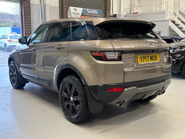 2017 Land Rover Range Rover Evoque 2L SE Tech 5dr - Photo 7