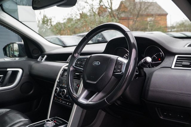 View our LAND ROVER DISCOVERY SPORT