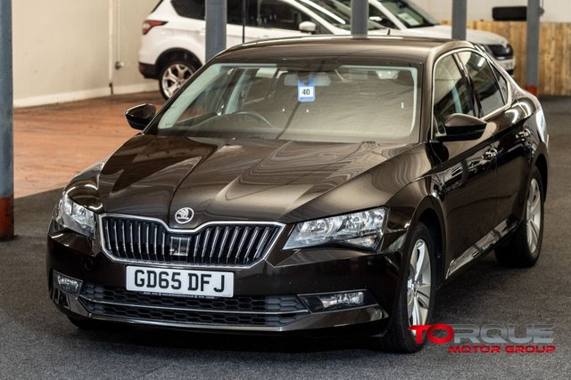 2015 SKODA SUPERB