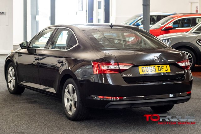 2015 SKODA SUPERB 2.0 TDI SE Hatchback 5dr Diesel Manual Euro 6 (s/s) (150 ps) - Photo 5