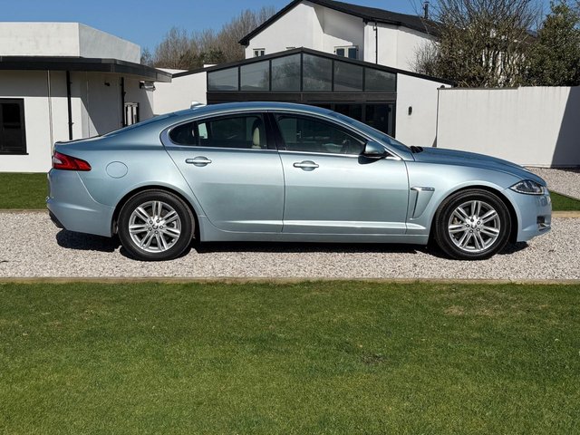 2013 JAGUAR XF 2.2d Luxury Saloon 4dr Diesel Auto Euro 5 (s/s) (163 ps) - Photo 4