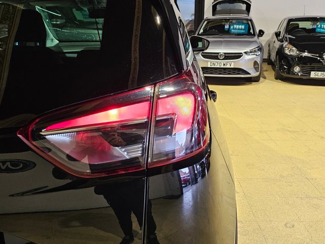 2018 Vauxhall Crossland X 1.2L Tech Line Nav 5dr - Photo 9