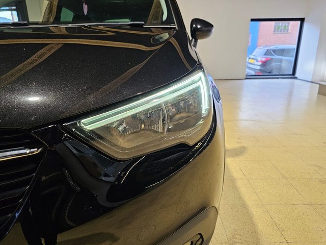 2018 Vauxhall Crossland X 1.2L Tech Line Nav 5dr - Photo 10