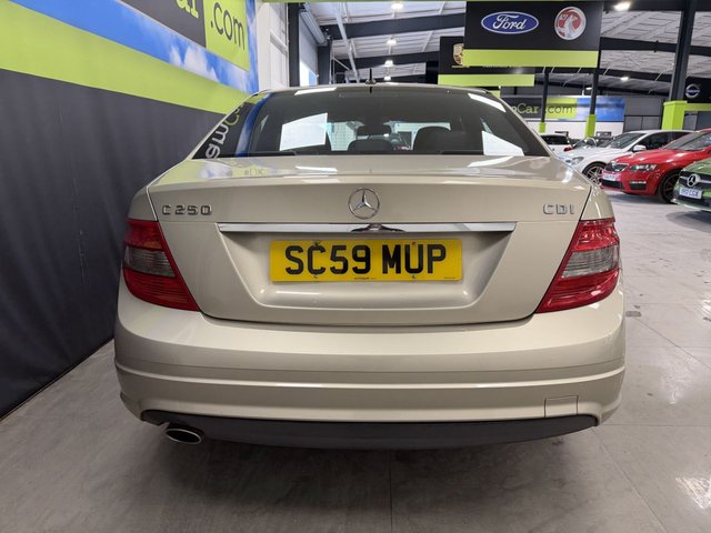 2009 Mercedes-Benz C-Class 2.1L Sport 4dr - Photo 6