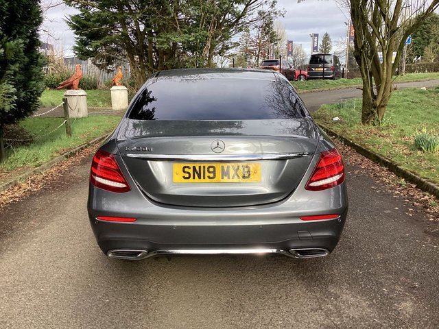 2019 Mercedes-Benz E-CLASS - Photo 11