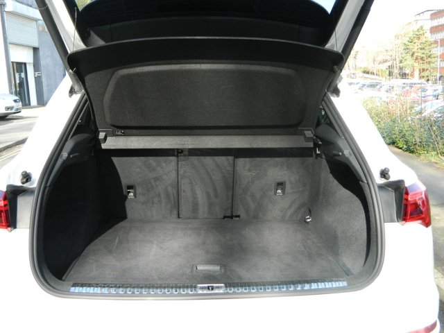 2019 Audi Q3 2L S Line 5dr - Photo 7