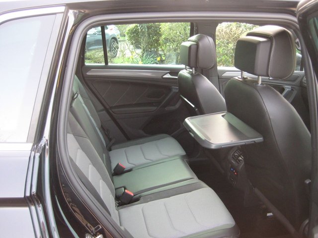 2019 VOLKSWAGEN TIGUAN 2.0 TSI R-Line Tech SUV 5dr Petrol DSG 4Motion Euro 6 (s/s) (190 ps) - Photo 12