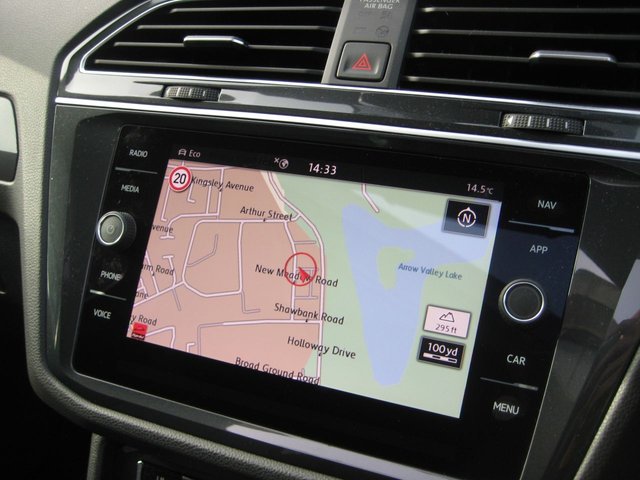 2019 VOLKSWAGEN TIGUAN 2.0 TSI R-Line Tech SUV 5dr Petrol DSG 4Motion Euro 6 (s/s) (190 ps) - Photo 6