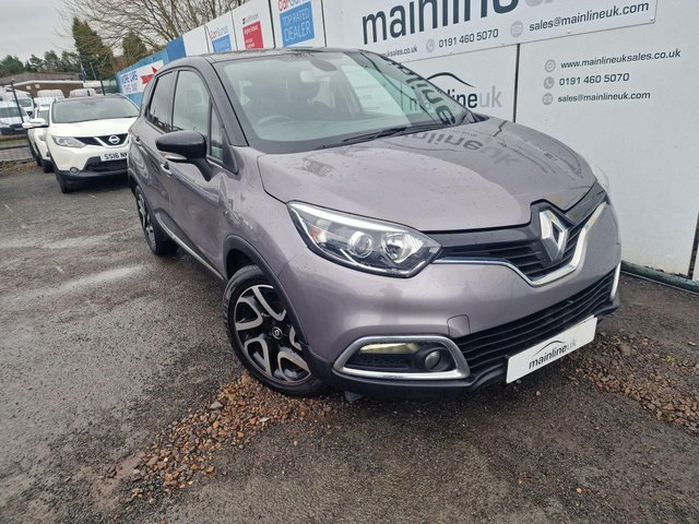 View our RENAULT CAPTUR
