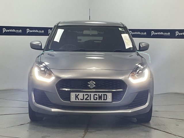 2021 SUZUKI SWIFT - Photo 8