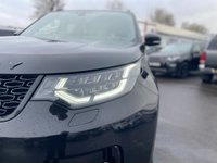 USED 2019 69 LAND ROVER DISCOVERY 3.0 SD V6 Landmark Edition SUV 5dr Diesel Auto 4WD Euro 6 (s/s) (306 ps) A BEAUTIFUL ADDITION TO OUR EXTENSIVE DISCOVERY SPORT COLLECTION FINISHED IN METALLIC BLACK PAINT+4 WHEEL DRIVE+7 SEATER+JUST 2 FORMER KEEPERS+SERVICE HISTORY+DIESEL+AUTOMATIC+HEATED SEATS+PARKING CAMERAS+ROOF RAILS+DAB DIGITAL RADIO+CRUISE CONTROL+AUDIO SYSTEM+PRIVACY GLASS+FULL LEATHER INTERIOR+FULL PANORAMIC GLASS ROOF+SATELLITE NAVIGATION+PARK ASSIST+AIR CONDITIONING+CLIMATE CONTROL+ALLOY WHEELS+BLUETOOTH PREPARATION+CALL NOW TO SPEAK WITH OUR EXPERIENCED SALES TEAM AND ARRANGE A VIEWING!!!!