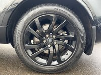 USED 2019 69 LAND ROVER DISCOVERY 3.0 SD V6 Landmark Edition SUV 5dr Diesel Auto 4WD Euro 6 (s/s) (306 ps) A BEAUTIFUL ADDITION TO OUR EXTENSIVE DISCOVERY SPORT COLLECTION FINISHED IN METALLIC BLACK PAINT+4 WHEEL DRIVE+7 SEATER+JUST 2 FORMER KEEPERS+SERVICE HISTORY+DIESEL+AUTOMATIC+HEATED SEATS+PARKING CAMERAS+ROOF RAILS+DAB DIGITAL RADIO+CRUISE CONTROL+AUDIO SYSTEM+PRIVACY GLASS+FULL LEATHER INTERIOR+FULL PANORAMIC GLASS ROOF+SATELLITE NAVIGATION+PARK ASSIST+AIR CONDITIONING+CLIMATE CONTROL+ALLOY WHEELS+BLUETOOTH PREPARATION+CALL NOW TO SPEAK WITH OUR EXPERIENCED SALES TEAM AND ARRANGE A VIEWING!!!!