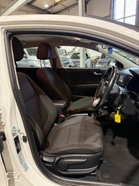 USED 2017 67 KIA RIO 1.4 CRDi 2 Hatchback 5dr Diesel Manual Euro 6 s/s 76bhp Good Spec  Finance+ULEZ+AC+DAB+Blth+RevCam+DLRS+12MthMOT+Crs