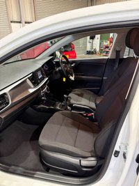USED 2017 67 KIA RIO 1.4 CRDi 2 Hatchback 5dr Diesel Manual Euro 6 s/s 76bhp Good Spec  Finance+ULEZ+AC+DAB+Blth+RevCam+DLRS+12MthMOT+Crs