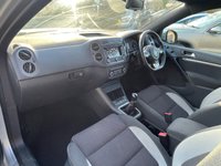 USED 2013 13 VOLKSWAGEN TIGUAN 2.0 TDI BlueMotion Tech R-Line SUV 5dr Diesel Manual 4WD Euro 5 (s/s) (140 ps) ONLY 2 FORMER KEEPER+MOT UNTIL MARCH 2027