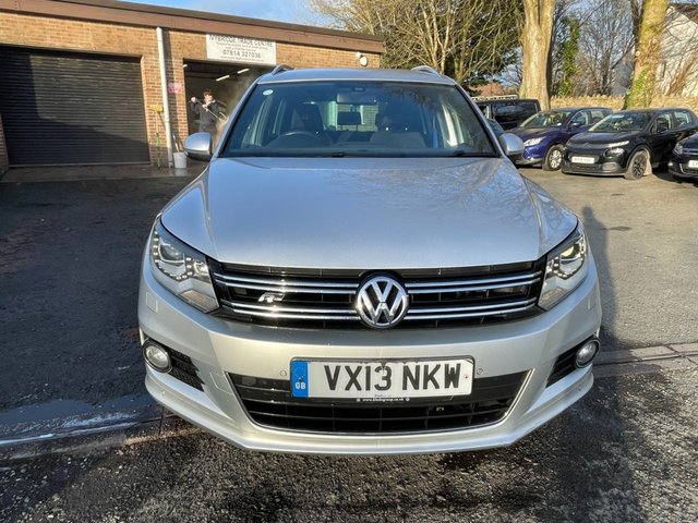 2013 VOLKSWAGEN TIGUAN 2.0 TDI BlueMotion Tech R-Line SUV 5dr Diesel Manual 4WD Euro 5 (s/s) (140 ps) - Photo 4