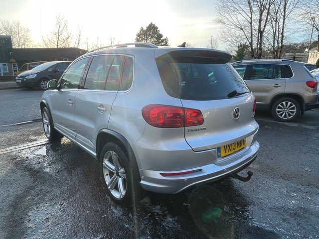 2013 VOLKSWAGEN TIGUAN 2.0 TDI BlueMotion Tech R-Line SUV 5dr Diesel Manual 4WD Euro 5 (s/s) (140 ps) - Photo 9