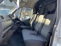 USED 2023 72 RENAULT MASTER 2.3 dCi 35 Business Panel Van 4dr Diesel Manual FWD MWB Medium Roof Euro 6 (135 ps) 