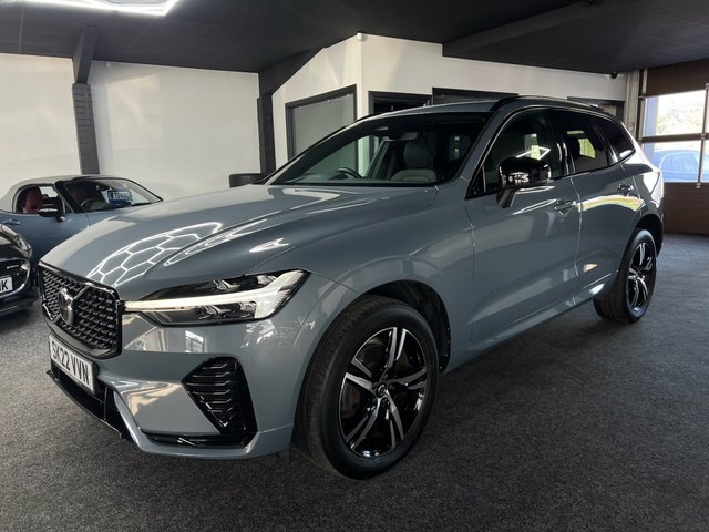 2022 VOLVO XC60 - Photo 3