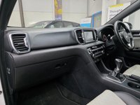 USED 2017 17 KIA SPORTAGE 1.6 T-GDi GT-Line SUV 5dr Petrol Manual AWD Euro 6 (174 bhp) 