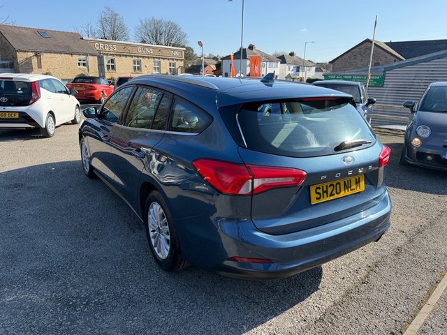 2020 Ford Focus 1.5L Titanium 5dr - Photo 6