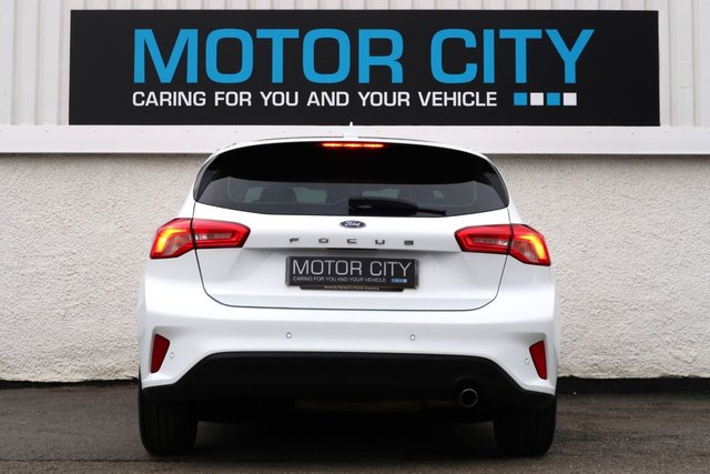 2018 FORD FOCUS 1.5 EcoBlue Zetec Hatchback 5dr Diesel Manual Euro 6 (s/s) (120 ps) - Photo 9