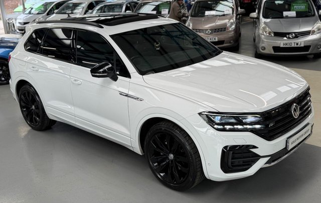 VOLKSWAGEN TOUAREG 3.0 TDI V6 Black Edition SUV 5dr Diesel Tiptronic 4Motion Euro 6 (s/s) (286 ps)