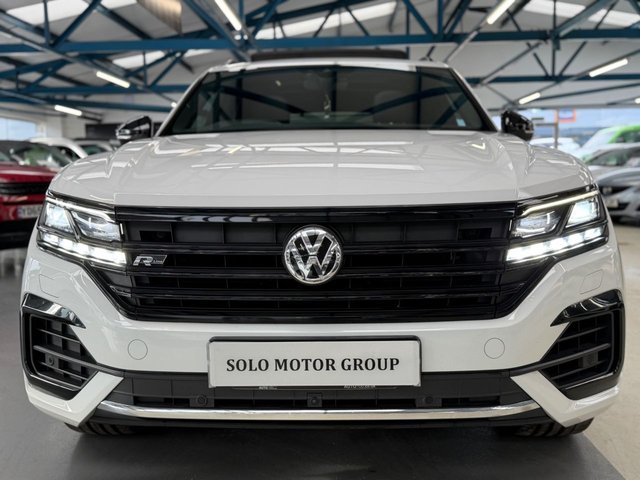 VOLKSWAGEN TOUAREG 3.0 TDI V6 Black Edition SUV 5dr Diesel Tiptronic 4Motion Euro 6 (s/s) (286 ps) - Photo 6