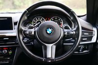 USED 2016 16 BMW X6 3.0 M50d SUV 5dr Diesel Auto xDrive Euro 6 (s/s) (381 ps) FLAMENCO RED METALLIC PAINTWORK + REAR CAMERA + BLACK PACK + HEATED SEATS