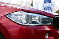 USED 2016 16 BMW X6 3.0 M50d SUV 5dr Diesel Auto xDrive Euro 6 (s/s) (381 ps) FLAMENCO RED METALLIC PAINTWORK + REAR CAMERA + BLACK PACK + HEATED SEATS