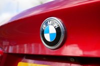 USED 2016 16 BMW X6 3.0 M50d SUV 5dr Diesel Auto xDrive Euro 6 (s/s) (381 ps) FLAMENCO RED METALLIC PAINTWORK + REAR CAMERA + BLACK PACK + HEATED SEATS