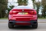 USED 2016 16 BMW X6 3.0 M50d SUV 5dr Diesel Auto xDrive Euro 6 (s/s) (381 ps) FLAMENCO RED METALLIC PAINTWORK + REAR CAMERA + BLACK PACK + HEATED SEATS