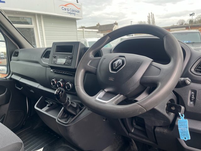 2020 Renault Master 2.3L Business 2dr - Photo 10