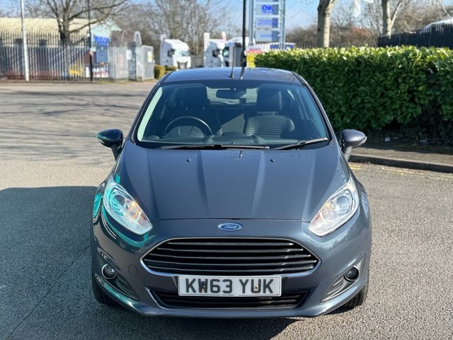2014 Ford Fiesta 1.3L Zetec 3dr - Photo 8