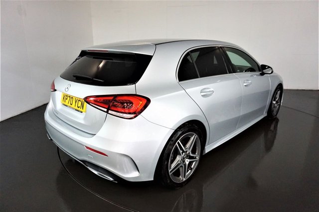 2020 MERCEDES-BENZ A-CLASS 2.0 A200d AMG Line Hatchback 5dr Diesel 8G-DCT Euro 6 (s/s) (150 ps)-2 FORMER KEEPERS-HEATED HALF LEATHER UPHOLSTERY-REVERSE CAMERA-CRUISE CONTROL-BLUETOOTH-DAB RADIO-LED HEADLIGHTS-HEATED SEATS-18" AMG ALLOYS-CLIMATE CONTROL - Photo 9