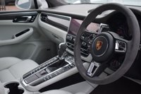 USED 2019 PORSCHE MACAN 3.0T V6 S SUV 5dr Petrol PDK 4WD Euro 6 (s/s) (354 ps) FULL PORSCHE HIST . WHITE LEATHER . ALCANTARA STEERING WHEEL