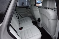 USED 2019 PORSCHE MACAN 3.0T V6 S SUV 5dr Petrol PDK 4WD Euro 6 (s/s) (354 ps) FULL PORSCHE HIST . WHITE LEATHER . ALCANTARA STEERING WHEEL