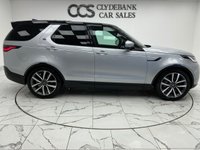 USED 2023 72 LAND ROVER DISCOVERY 3.0 D300 MHEV SE commercial 5dr Diesel Auto 4WD Euro 6 (s/s) (300 ps) Finished In Kuadao Silver, This Discovery Comes With Full Dealer Service History, 360 Degree & Reverse Camera, 2 Keys, 21" Diamond Cut Alloys, Heated Electric Memory Seats, 12 Months MOT 3 Months Warranty. Finance And Extended Warranty Available.