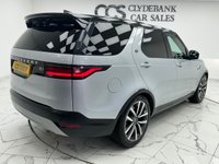 USED 2023 72 LAND ROVER DISCOVERY 3.0 D300 MHEV SE commercial 5dr Diesel Auto 4WD Euro 6 (s/s) (300 ps) Finished In Kuadao Silver, This Discovery Comes With Full Dealer Service History, 360 Degree & Reverse Camera, 2 Keys, 21" Diamond Cut Alloys, Heated Electric Memory Seats, 12 Months MOT 3 Months Warranty. Finance And Extended Warranty Available.