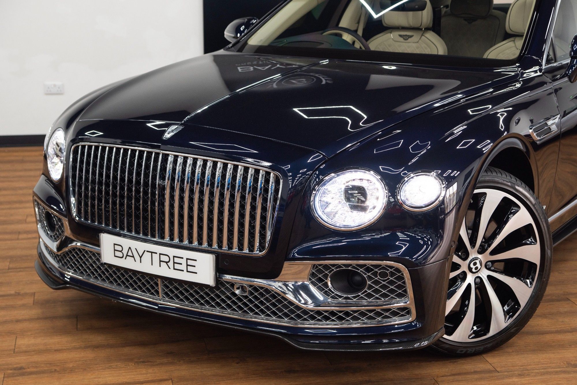 USED 2022 22 BENTLEY FLYING SPUR 2.9 TFSi V6 Saloon 4dr Petrol Plug-in Hybrid  